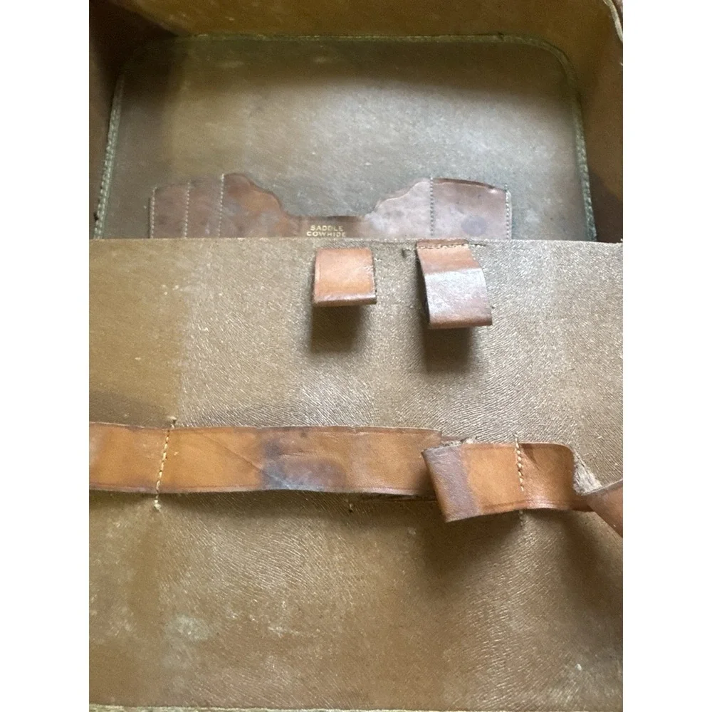 Vintage Leather Box With Button Close Sadle Cowhide‎ Travel Box Keepsakes
